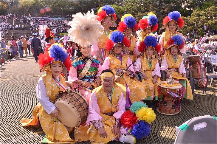 불기2560(2016)년 연등회 연등행렬 동국대운동장  동산 ,능인사물단