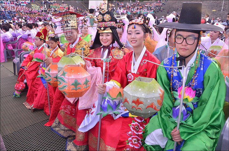 불기2560(2016)년 연등회 연등행렬 동국대운동장 